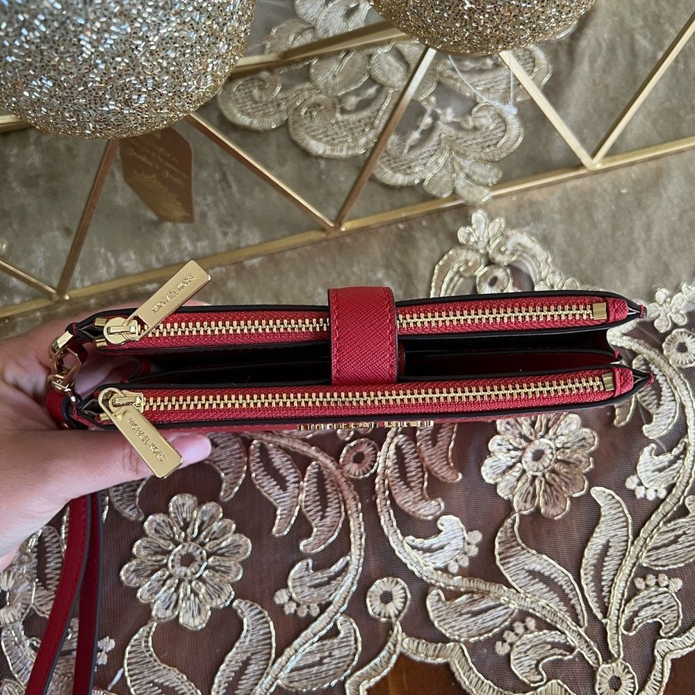 Michael Kors double zipper wristlet - Picture 4 of 7